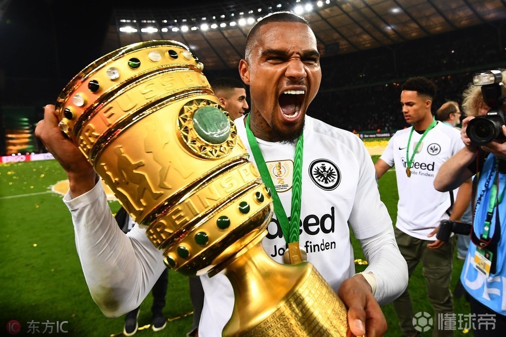 转折点!法兰克福更衣室发声,西甲赛后攻防权衡,底气十足,赛季目标并未改变-竞技宝官方入口